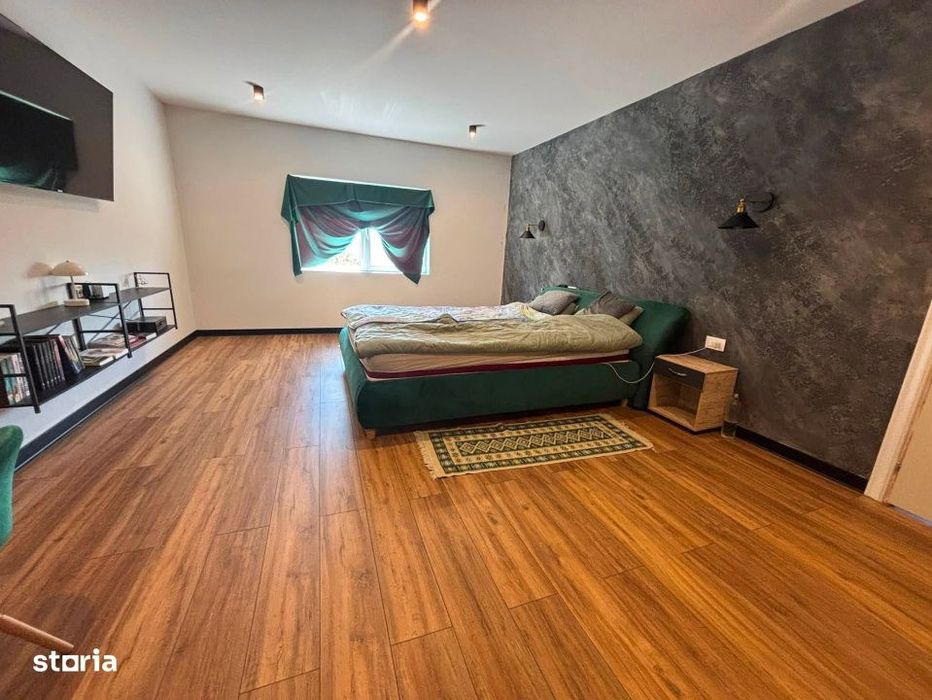 Casa D+P+M 7 camere, 313 mp utili,962 mp teren, Zona Ocolis