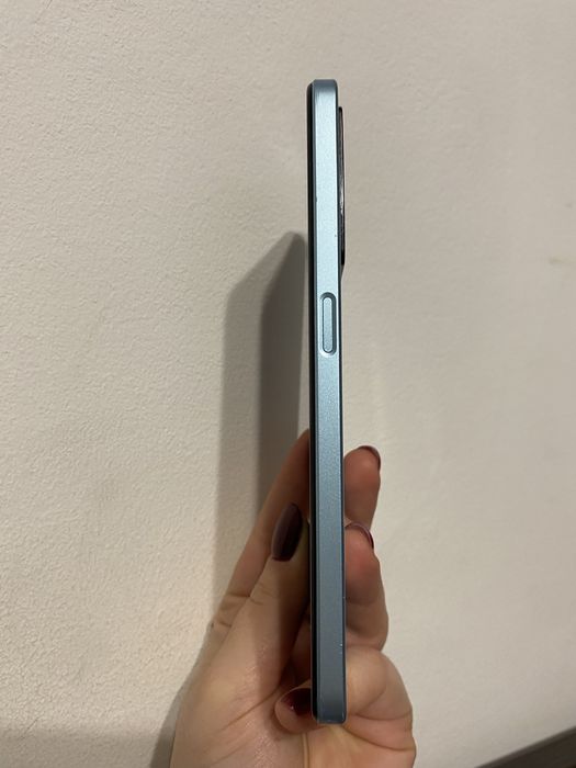 OppoA57s pret 230 ron