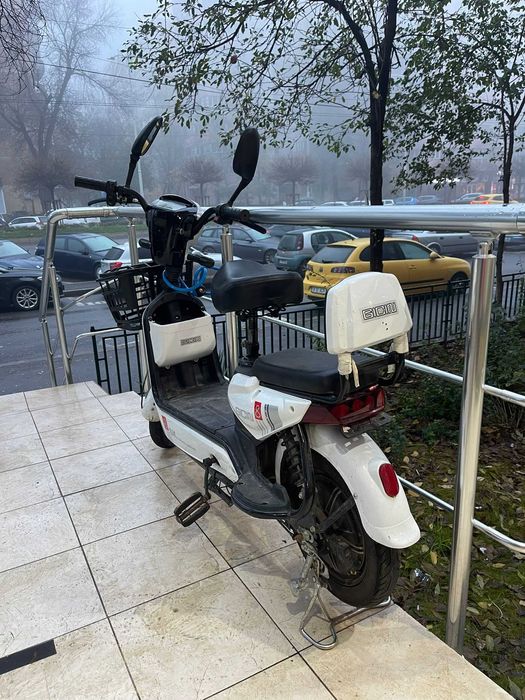 NDP Amanet NON-STOP Bld.Iuliu Maniu 69 SCUTER ELECTRIC (44612)