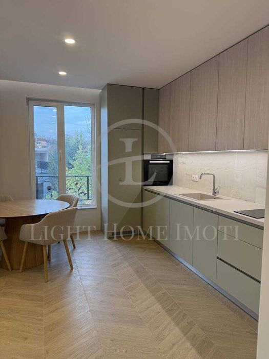 Реф. 3295 Двустаен Луксозно Обзаведен Апартамент / Христо Смирненски