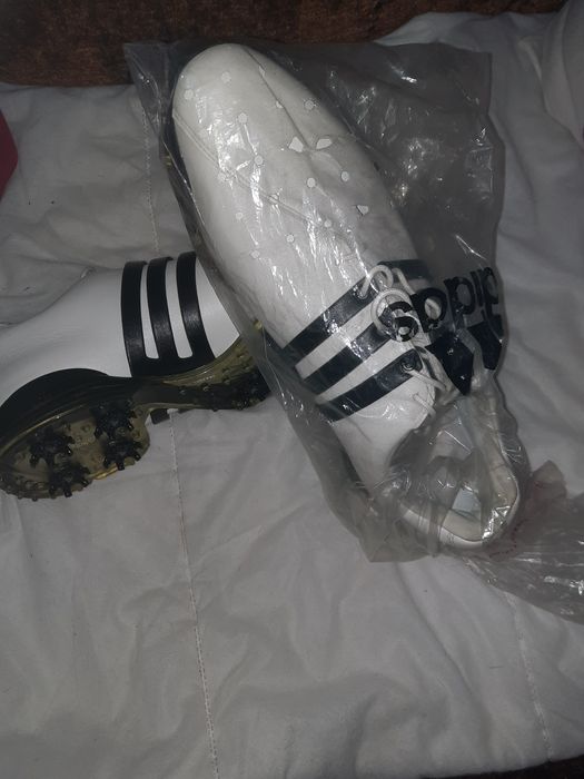 Обувки  за голф.