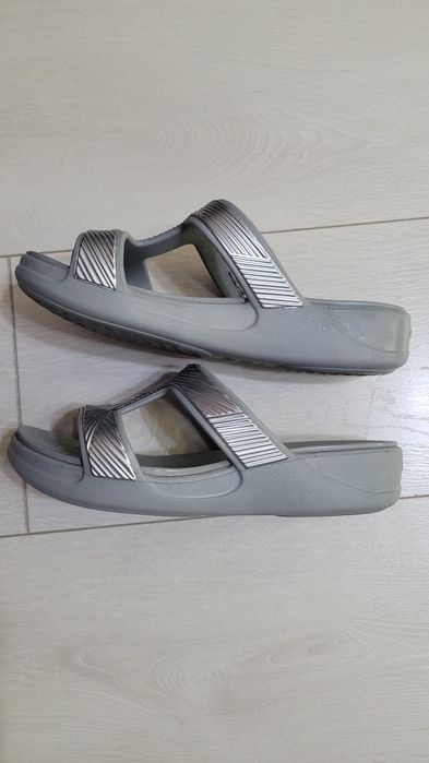 CROCS dama Dual Comfort W6 nr.36, perfecta stare