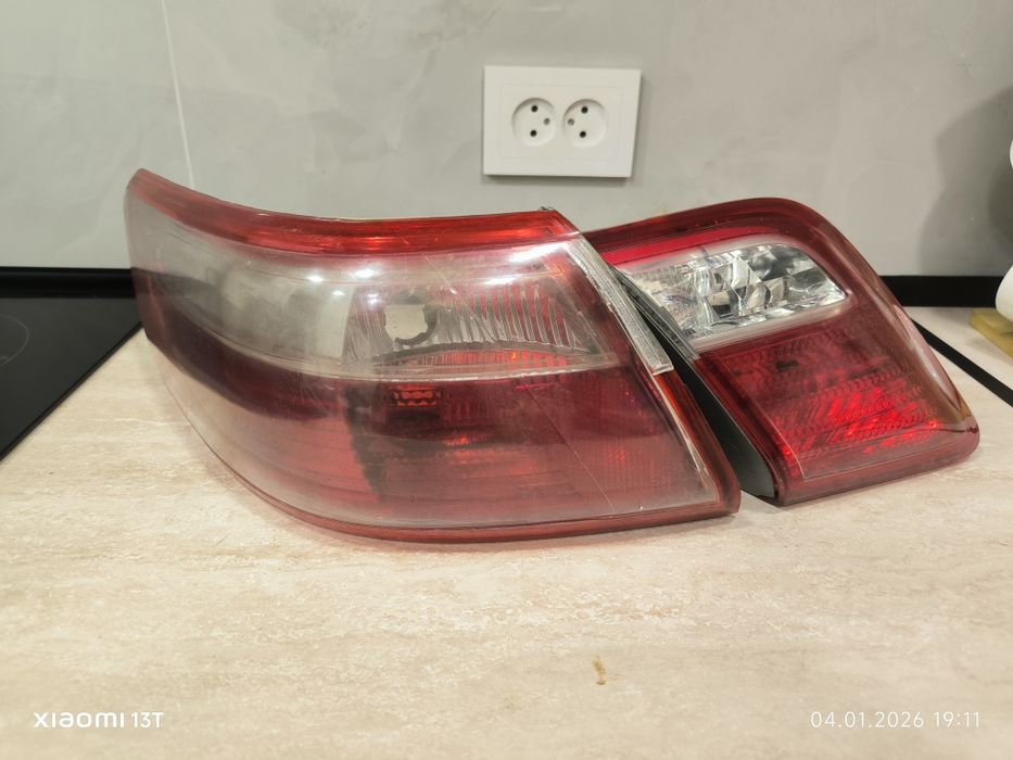 Camry 40 фонари задние