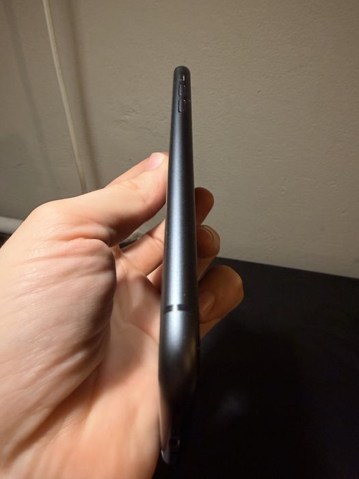 Iphone 11, 64 GB  - Изключително запазен