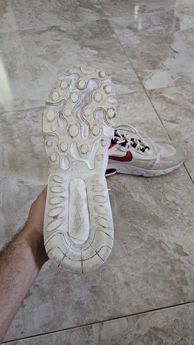 Adidași Nike 270 react