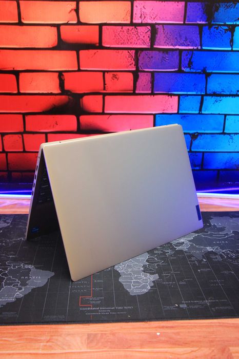 Lenovo 11 avlod noutbuk arzon narxda sotiladi