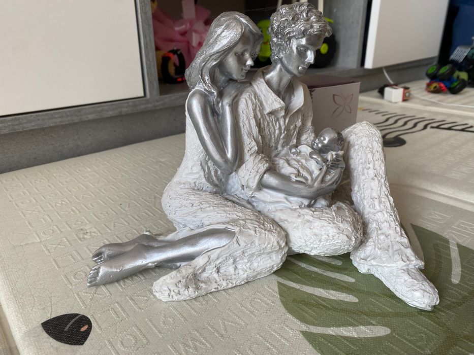 Подаръчна фигура символизираща семейството