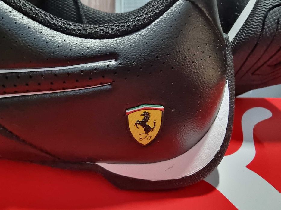 Кроссовки Puma Ferrari