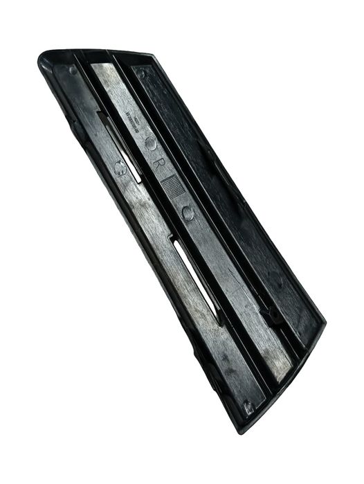 Grila/Ornament Lampa Ceata Fata Dreapta Fata Volkswagen Passat Cc 357