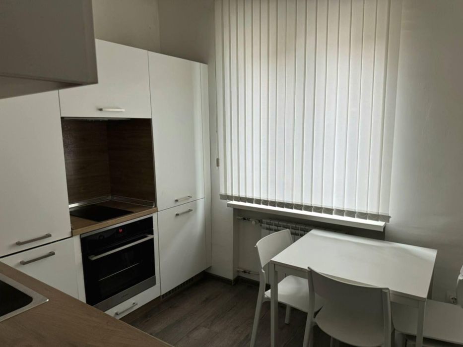 Дава се под наем Двустаен апартамент в София, Център - 76 кв.м за 800 € - Снимка #3