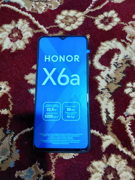 Продам телефон хонор х6а