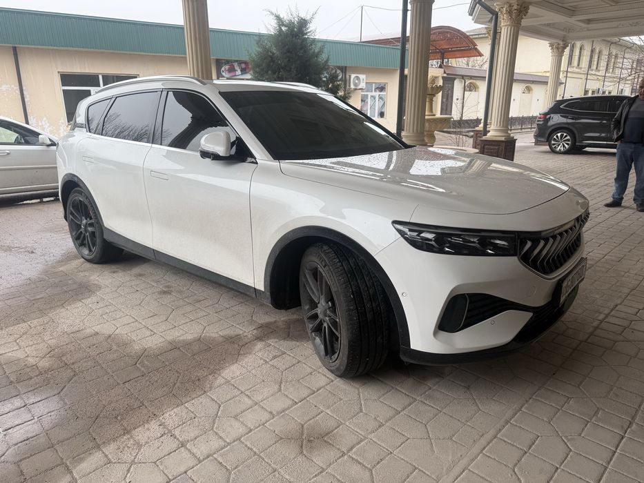 Voyah Free Full electro