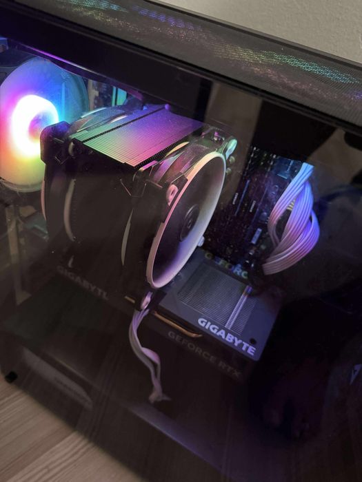 Pc gaming i5 12600K si RTX 4060 32 gb ram ddr4