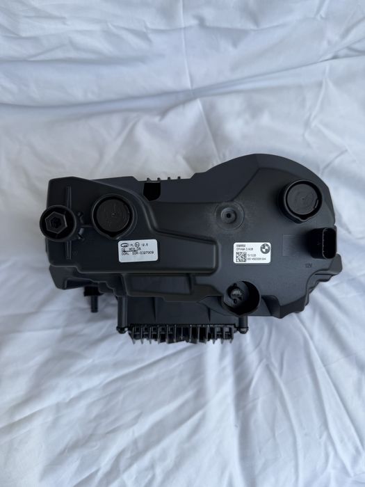 Продавам Фар BMW R1250gs 2021-