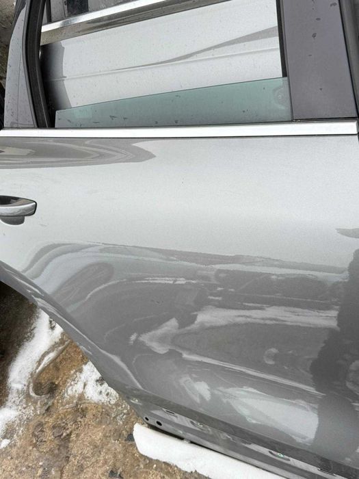 Usa spate dreapta VW Touareg 7p R Line culoare LM7W