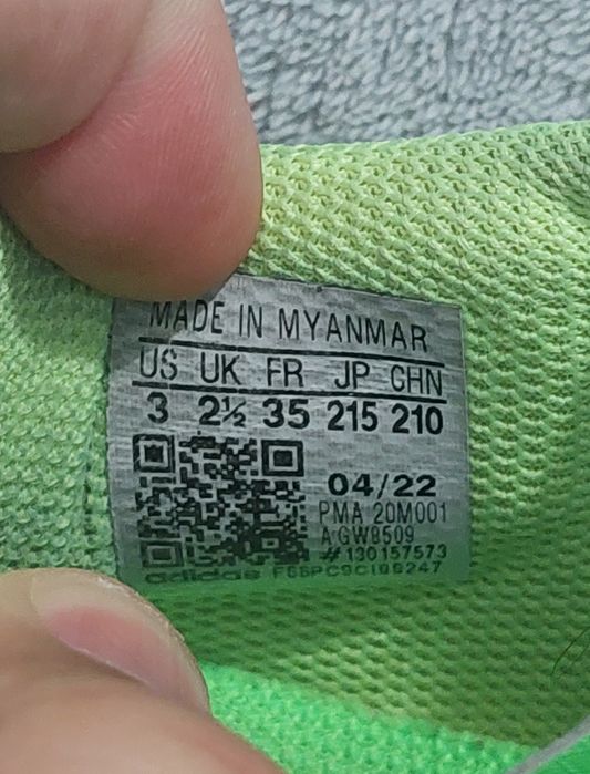Adidași sintetic nr 35