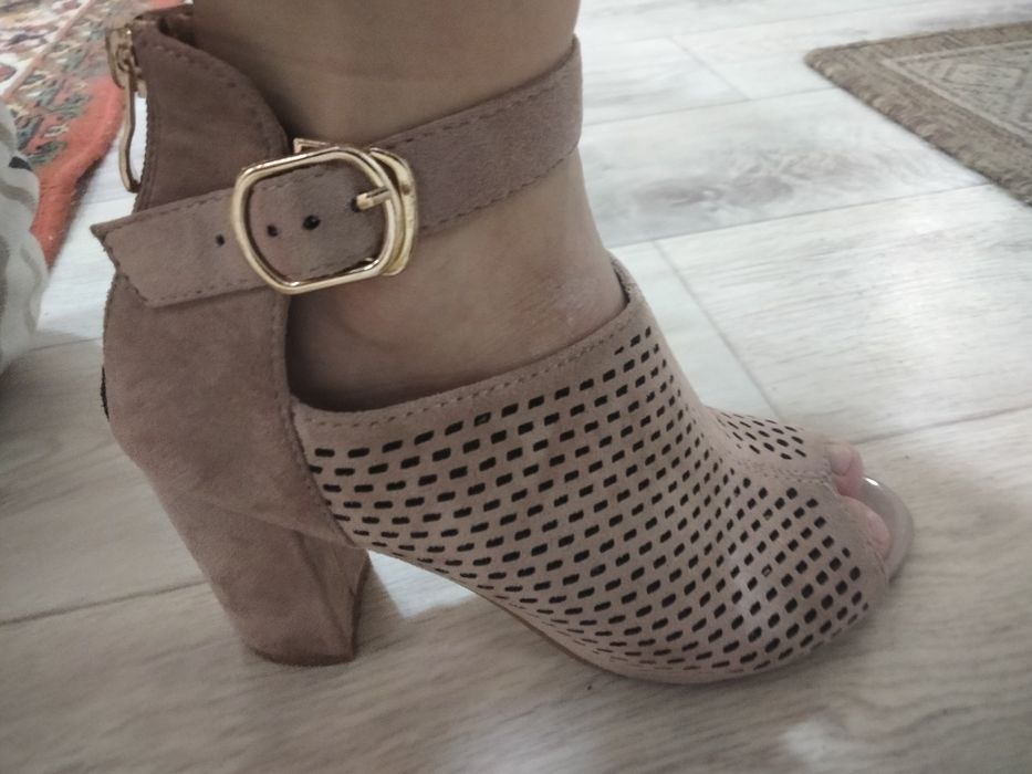 Босоножки 5 тыс тг