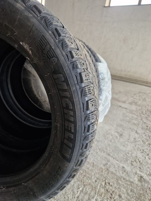 Продается зимние шины