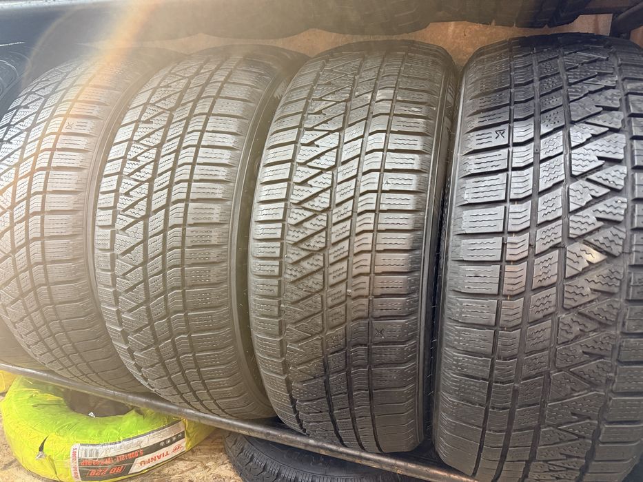 KUMHO 235/60/17 made in Korea