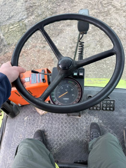 Combina Claas Medion