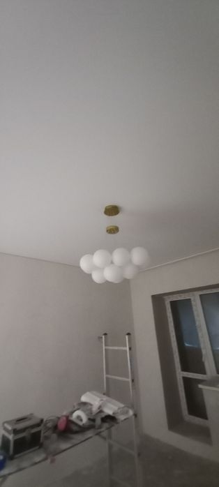 Установка натяжных потолков