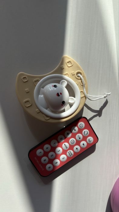 Мобиль, подвесные игрушки, колыбель