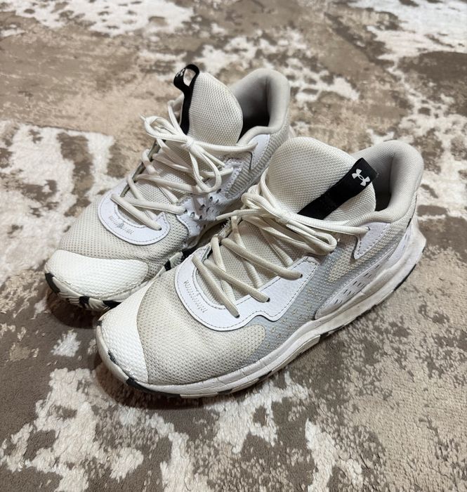 Vând Adidași Under Armour, nr. 44, preț fix