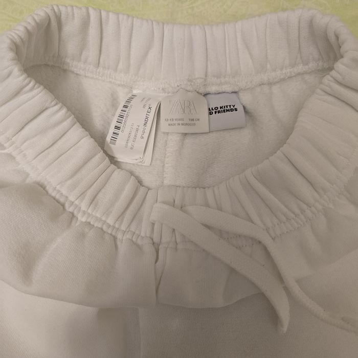 Trening gros fete, Zara