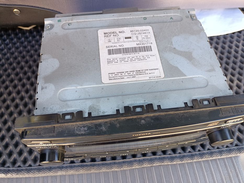 магнитофон Тойота