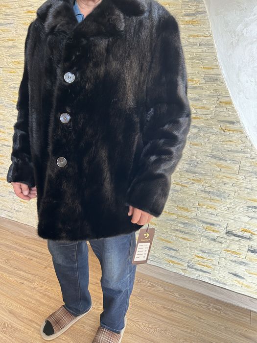 Новый шуба сатылады.