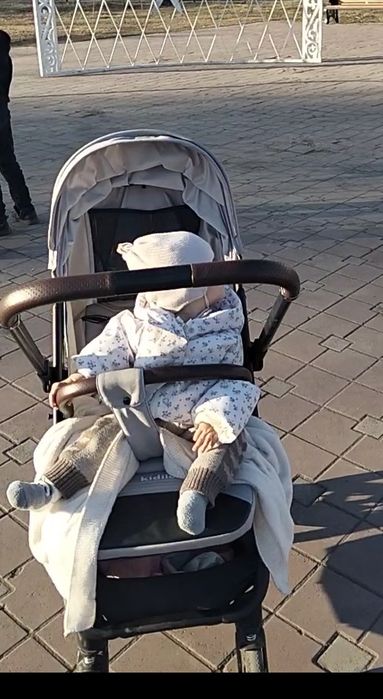 Коляска хороший очень удобно для детей