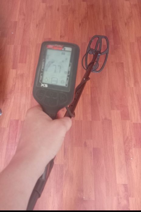 Металлоискатель Quest X5