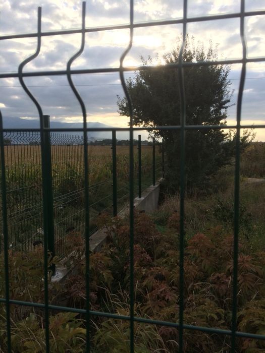 Монтаж на огради и врати, бързо и качествено