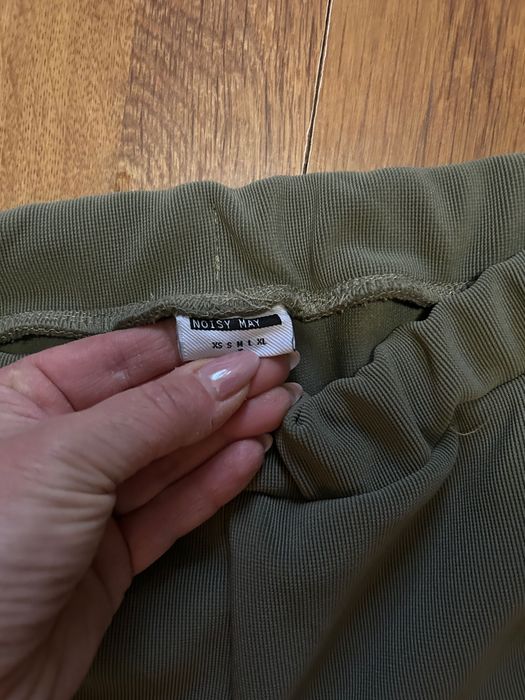 Панталон рипс в зелено