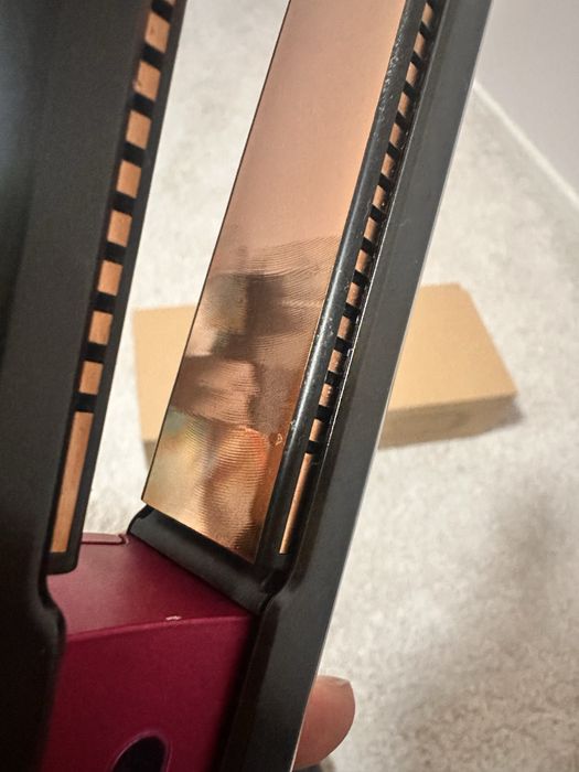 Dyson Corrale преса