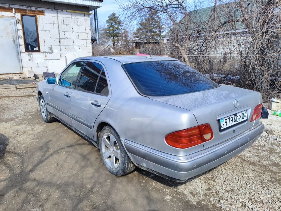 Продам Мерседес w210