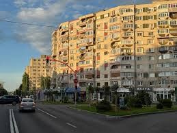 Vand Apartament Ultracentral cu 3 camere Bloc G 103.Str.Bucuresti