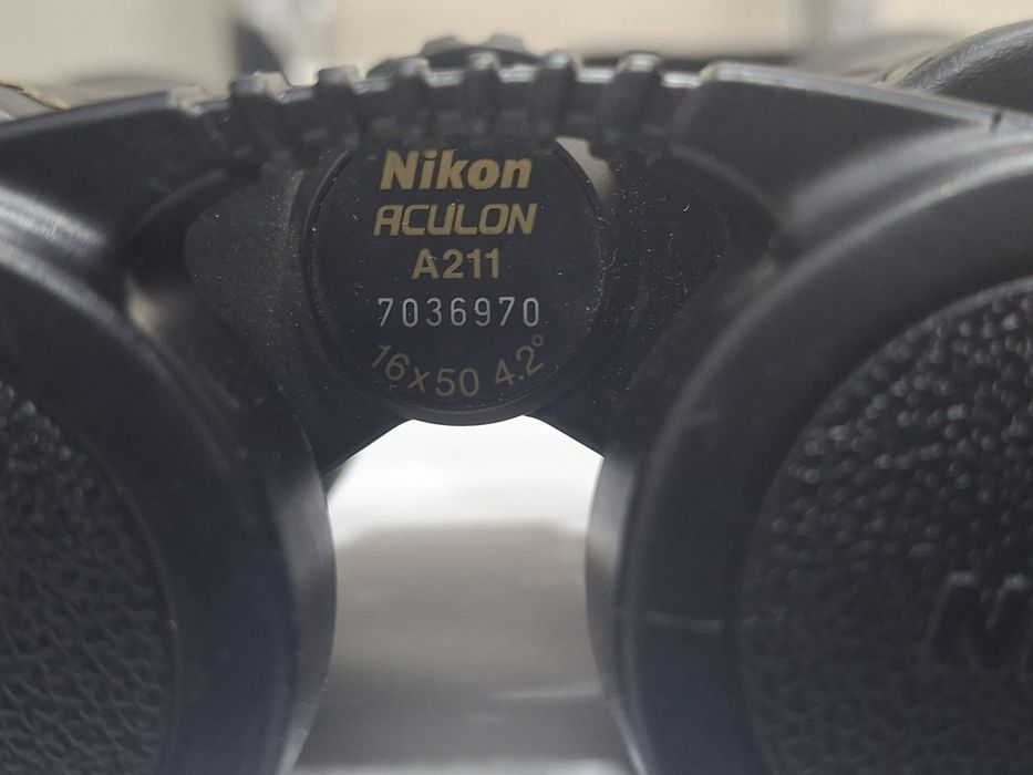Бинокль Nikon Aculon A211 16x50