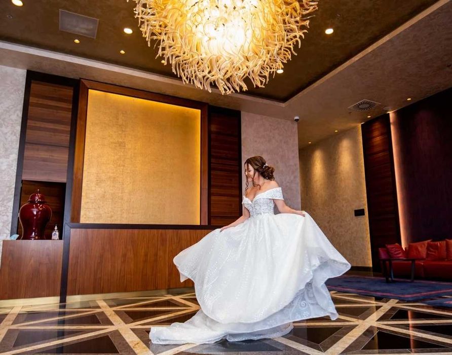 Vând rochie de mireasa Tina Valerdi