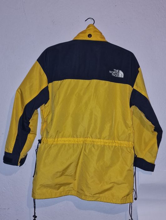 Яке The north face .