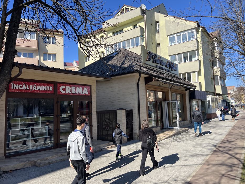 Vand imobil cu spatiu comercial în Bistrița zona Spitalului