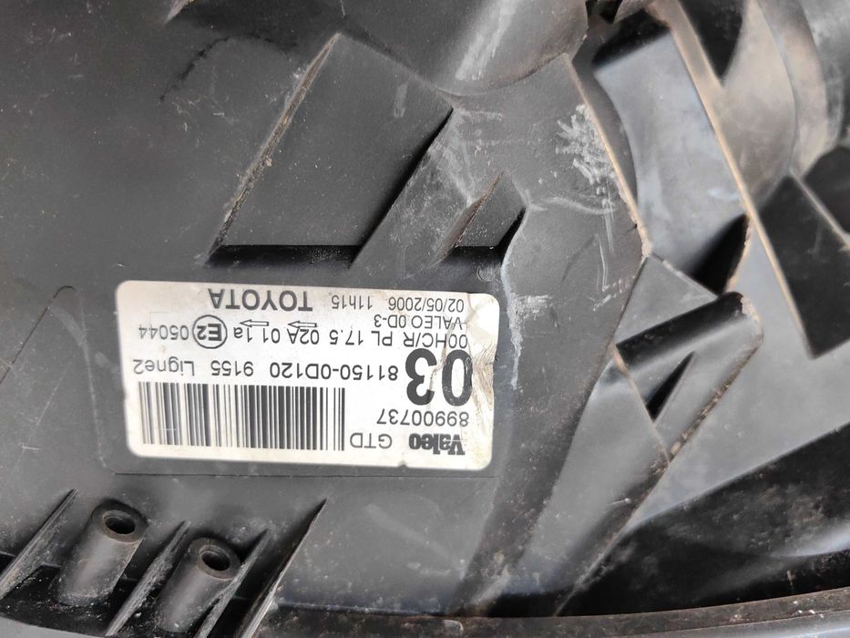 Оригинален фар Тойота Ярис Toyota Yaris