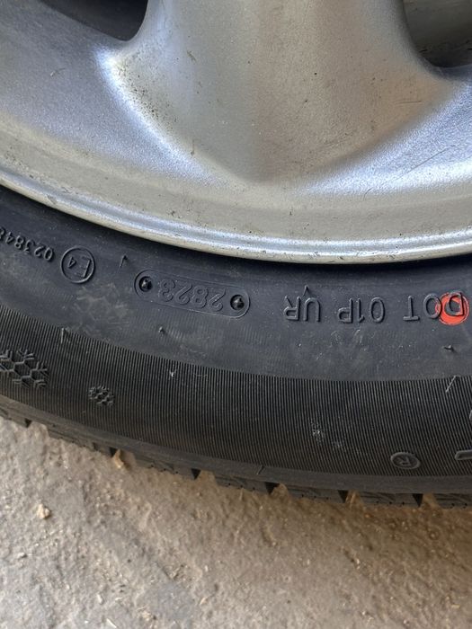 Продам комплект колес 16