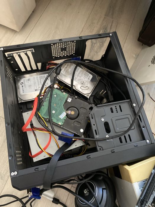 Продам на запчасти системные блоки