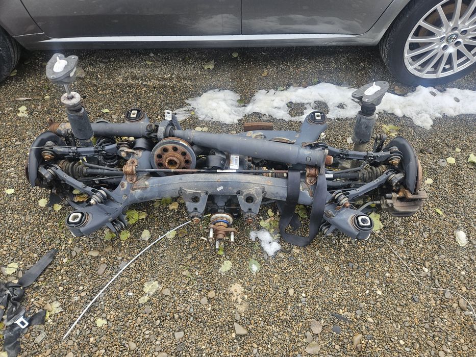 Punte BMW F30 Cardan BMW F30 Brat Spate BMW F30