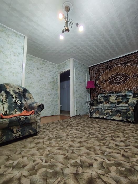 Продам 2х на Крылова