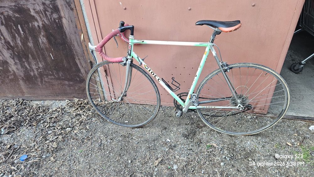 Biciclete de vanzare