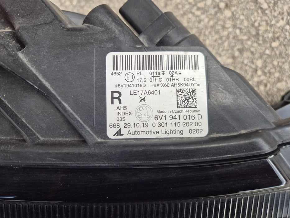 Десен фар Шкода Фабия 3 Skoda Fabia Face