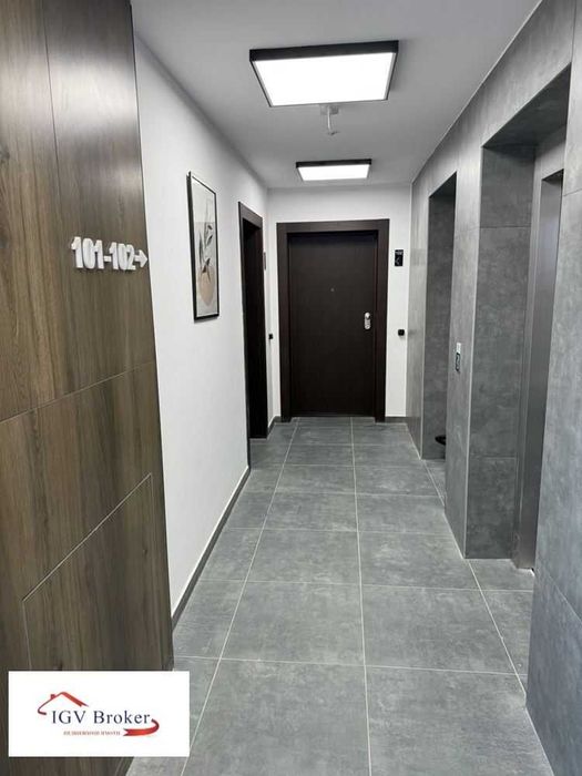 Продава се Тристаен апартамент в София, Банишора - 111 кв.м за 1792 €/кв.м - Снимка #15