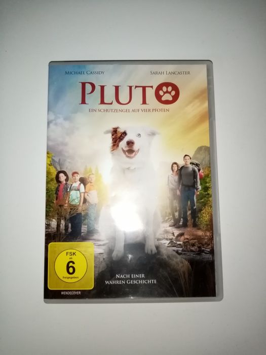 Vând film Pluto.